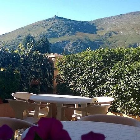 Hotel - Restaurant - Bar Saint Avit L Hotel Des Tchoumjeu ルルド エクステリア 写真